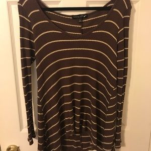 Burgundy striped thermal shirt